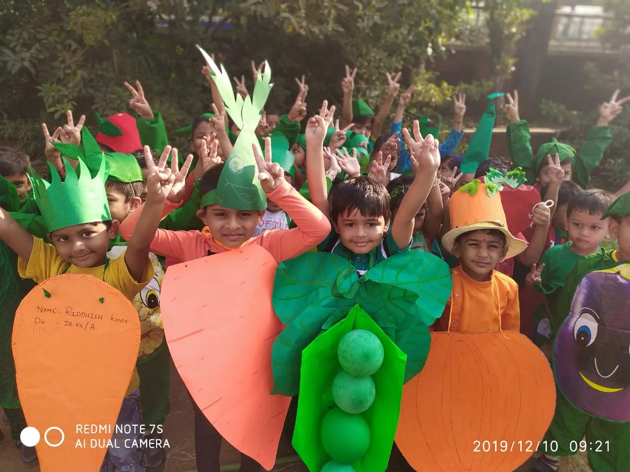 jrkg vegetable fancy dress 1