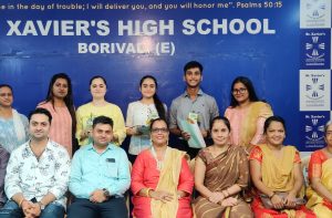 SSC Toppers And Their Proud Parents